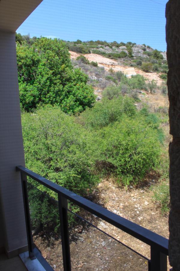 Apanema Apartment *